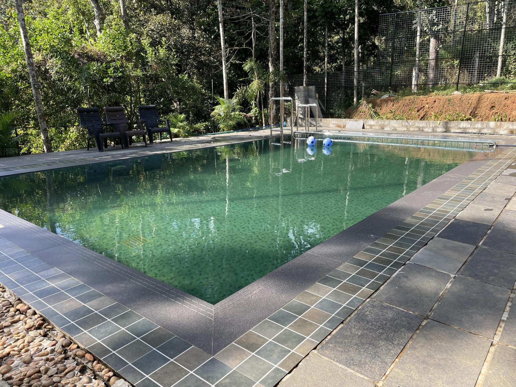 Wetlands Wayanad Pool Resort With Natural Waterfalls Padinjarathara Exterior foto